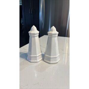 Pfaltzgraff Heritage White Lighthouse 6" Salt Pepper Set